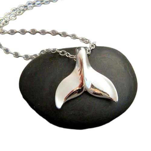 Halskette mit kleiner Walflosse aus 925er Sterlingsilber. Flukeocean-Anhänger, Wassertier, Strandschmuck, realistischer Natur-Charm. Geschenk für sie | mit 45,7 cm langer Kette | versilbert | 0565 von LKBEADS
