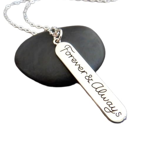 Kleine Halskette aus 925er Sterlingsilber „Forever and Always“, Liebe, inspirierender romantischer Schmuck, Charm, inspirierendes Wort, Zitat, Affirmation, Geschenk | mit 45,7 cm | versilbert | 0291 von LKBEADS