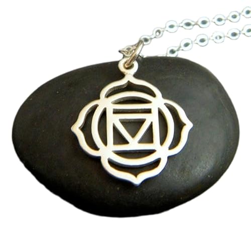 LKBEADS Wurzelchakra-Halskette aus 925er Sterlingsilber|Kleiner Yoga-Anhänger|Yogi-Anhänger|Geschenk für sie|Schlichter, zierlicher, zarter Zen-Schmuck für jeden Tag|Mit 45,7 cm | versilbert | 0512 von LKBEADS