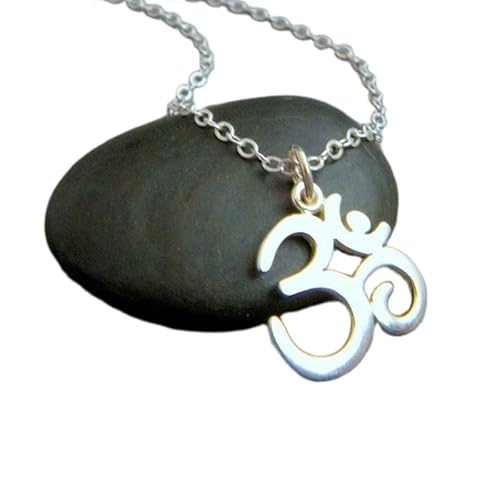 Om-Halskette/Anhänger aus 925er Sterlingsilber|Zen-Yoga-Schmuck|Kleines, einfaches Ohm-Symbol|Zarter Anhänger|Für jeden Tag|Zierlicher Schmuck|Geschenk | Mit 45,7 cm langer Kette | Versilbert | 0521 von LKBEADS