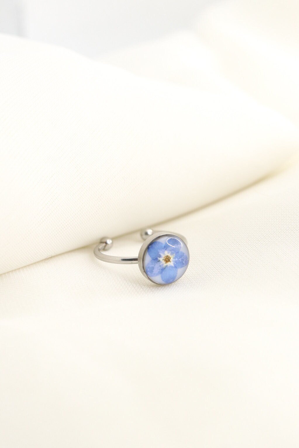 Vergissmeinnicht Wildblumen Harz Ring Einstellbar Blau Gepresste Blume Silber Vergissmeinnicht Wildblumen Harz Ring Einstellbar Blau Gepresste Blume Silber von LKEleganceShop