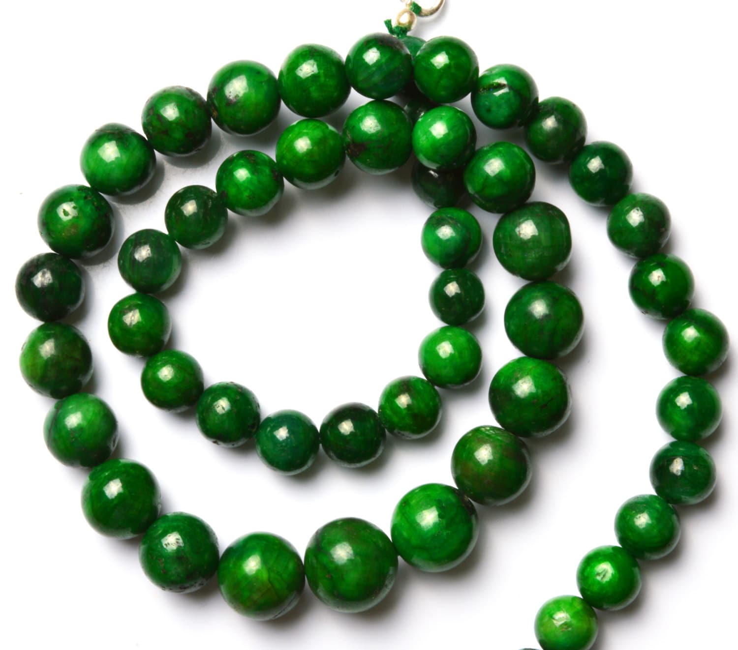 Natürliche Edelstein Smaragd Farbe Corundum Glatte Große 7-10 Mm Runde Perlenkette 17-Zoll-Vollstrang Hand Polierte Kugelperle Dunkelgrün Natürliche Edelstein Smaragd Farbe Corundum Glatte Große 7-10 Mm Runde Perlenkette 17-Zoll-Vollstrang Hand Polierte Kugelperle Dunkelgrün von LMGEMS