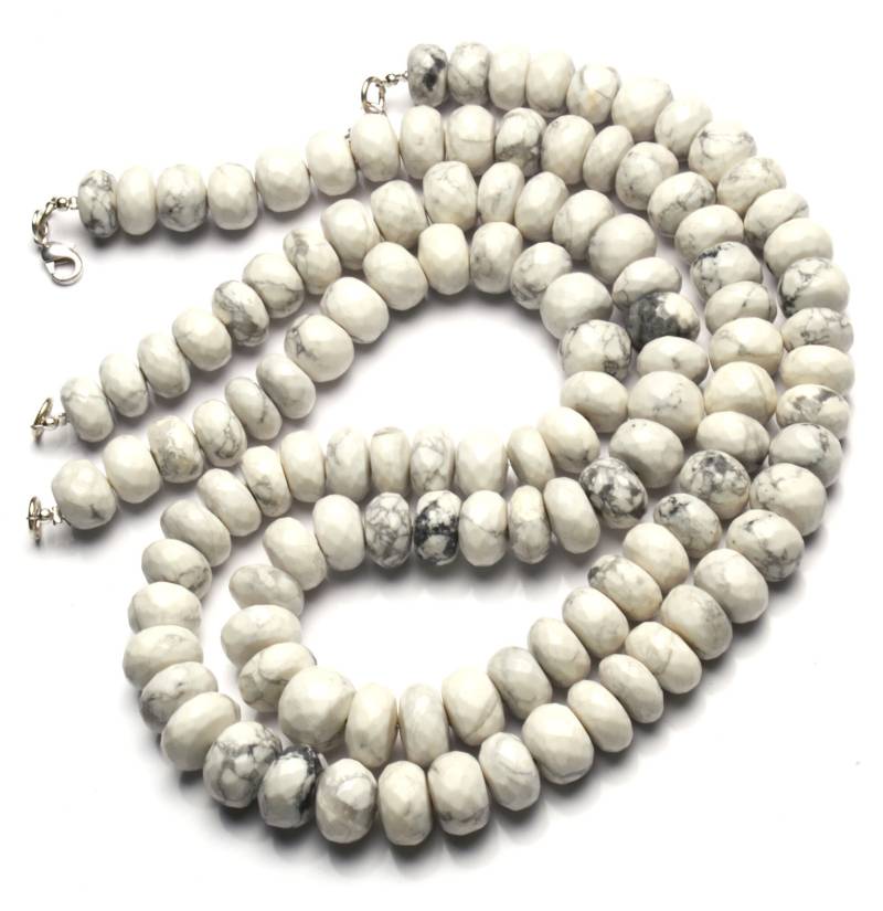 Natürliche Edelstein Weiß Howlith 10 Bis 11 Mm Größe Facettierte Rondelle Perlen-Halskette 17-Zoll-Vollstrang Komplette Halskette von LMGEMS