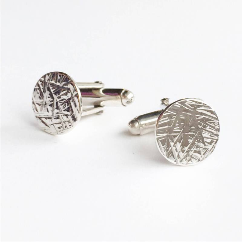 Gehämmerte Sterling Silber Manschettenknöpfe Strukturierte Scheibe Drehverschluss von LMJewellery