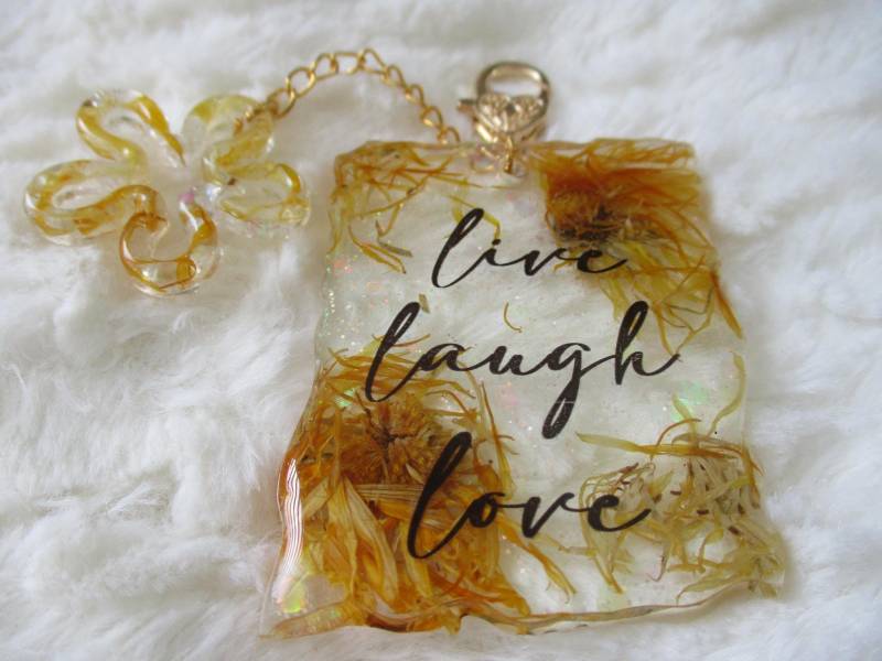 Sonnenblume Taschenanhänger | Handtaschen Zubehör Gepäck Ermutigungsgeschenke Lebe, Lache, Liebe von LMLKCreations