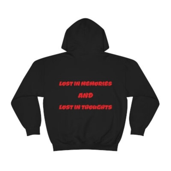 Hoodie Lost in Memories & Thoughts von LMLTDesigns