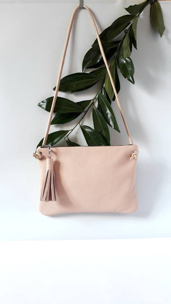 Leder Crossbody Bag Geknotete Riemen-Clutch Mit Quaste Leder Crossbody Bag Geknotete Riemen-Clutch Mit Quaste von LOFbags