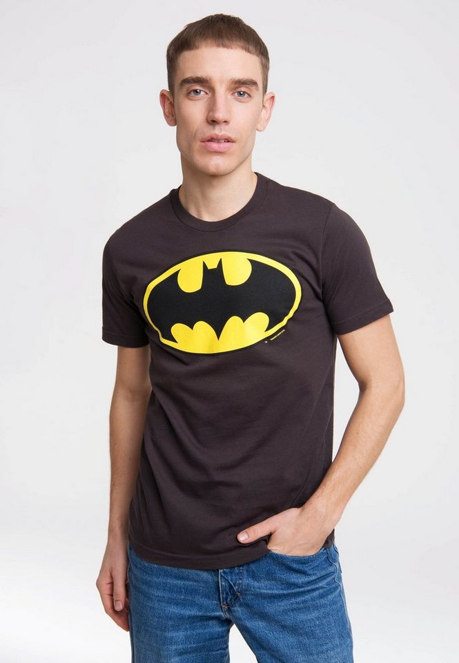 LOGOSHIRT T-Shirt BATMAN - LOGO mit coolem Frontprint von LOGOSHIRT