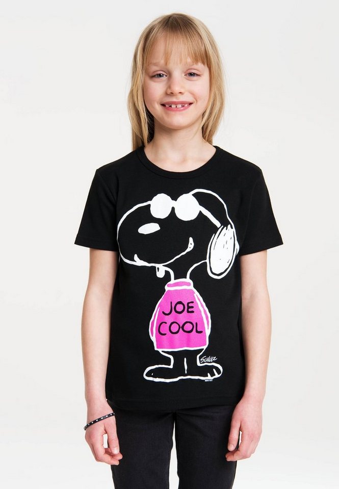 LOGOSHIRT T-Shirt Peanuts - Snoopy - Joe Cool mit lizenziertem Originaldesign von LOGOSHIRT