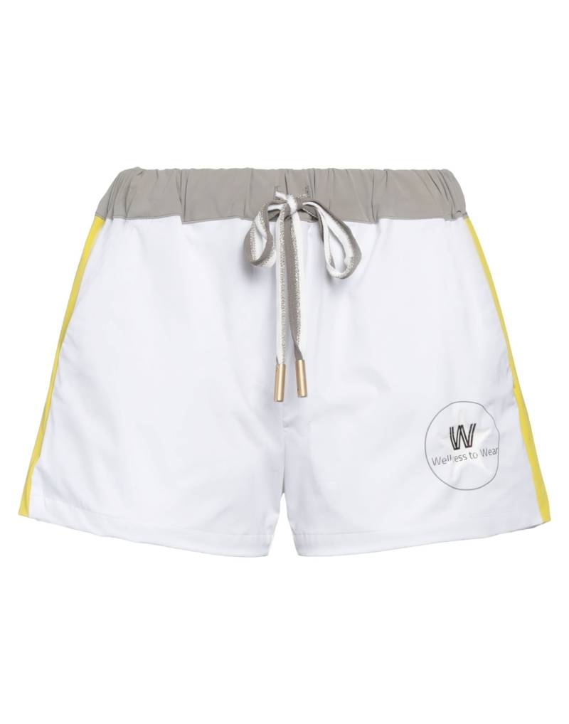 LORENA ANTONIAZZI Shorts & Bermudashorts Damen Weiß von LORENA ANTONIAZZI