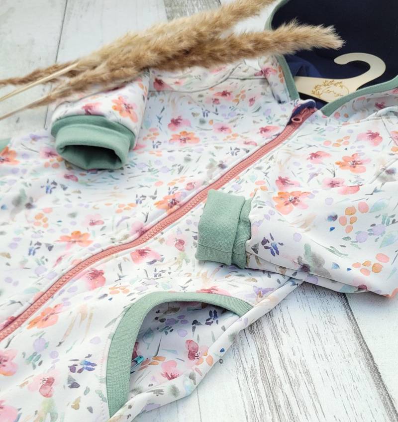 104/110 Softshellanzug/Outdooroverall Overall /Zipfelkapuze Kinder Mädchen Blütenmeer Doppelgrößen Sofortkauf von LORISAsUnikate