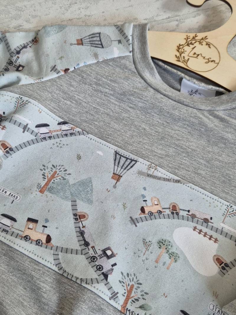 Gr. 74-80, Pullover Für Babys & Kleinkinder, Lässiges Unikat in Grau Motiv Eisenbahn von LORISAsUnikate