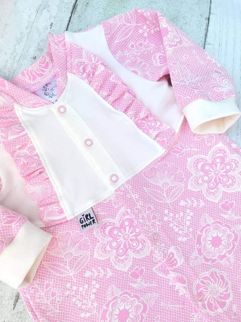 strampler Baby Langarm Gr 74 Rüschen Rosa/Creme Taufoutfit Festliches Outfit Mädchen Babystrampler Sofortkauf von LORISAsUnikate