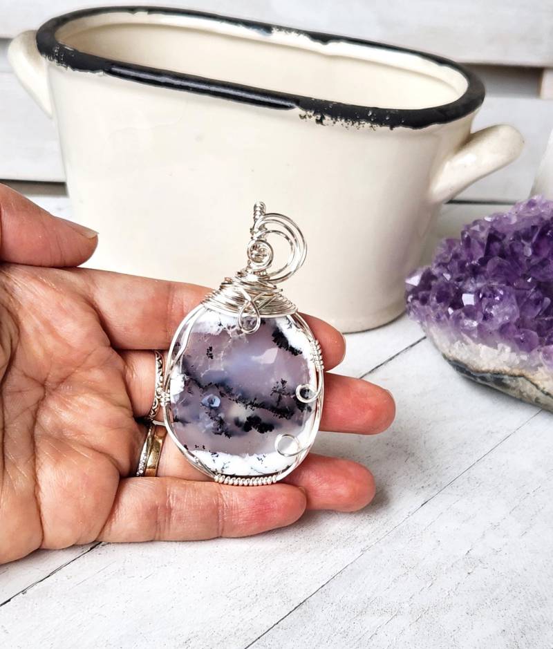 Draht Gewickelt Dendrit Opal Anhänger - Anlauffreies Silber von LOVEnLAVISH