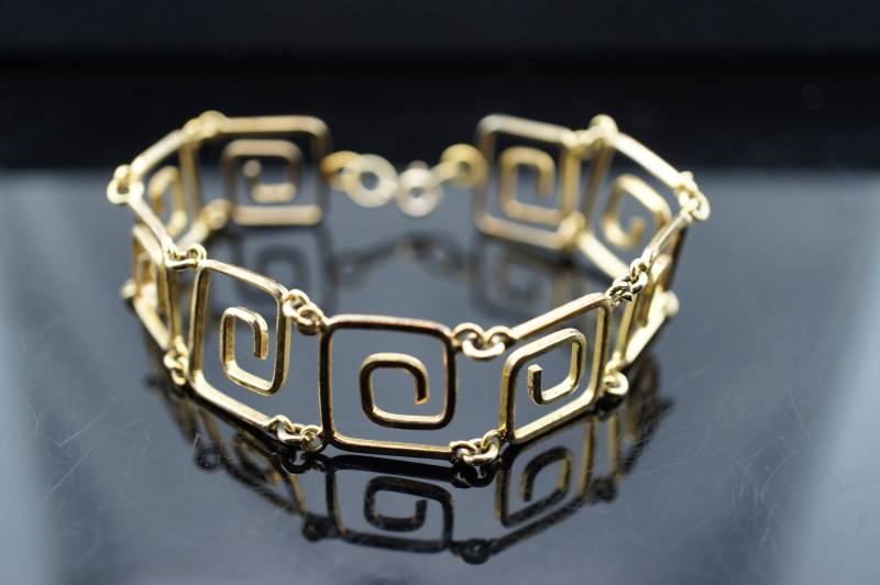 1/20 12Kfg Vintage Designer Links Verknüpftes Armband Fancy Gold Tone Square Carved Wide Circa Era Sa201 von LOVNTG