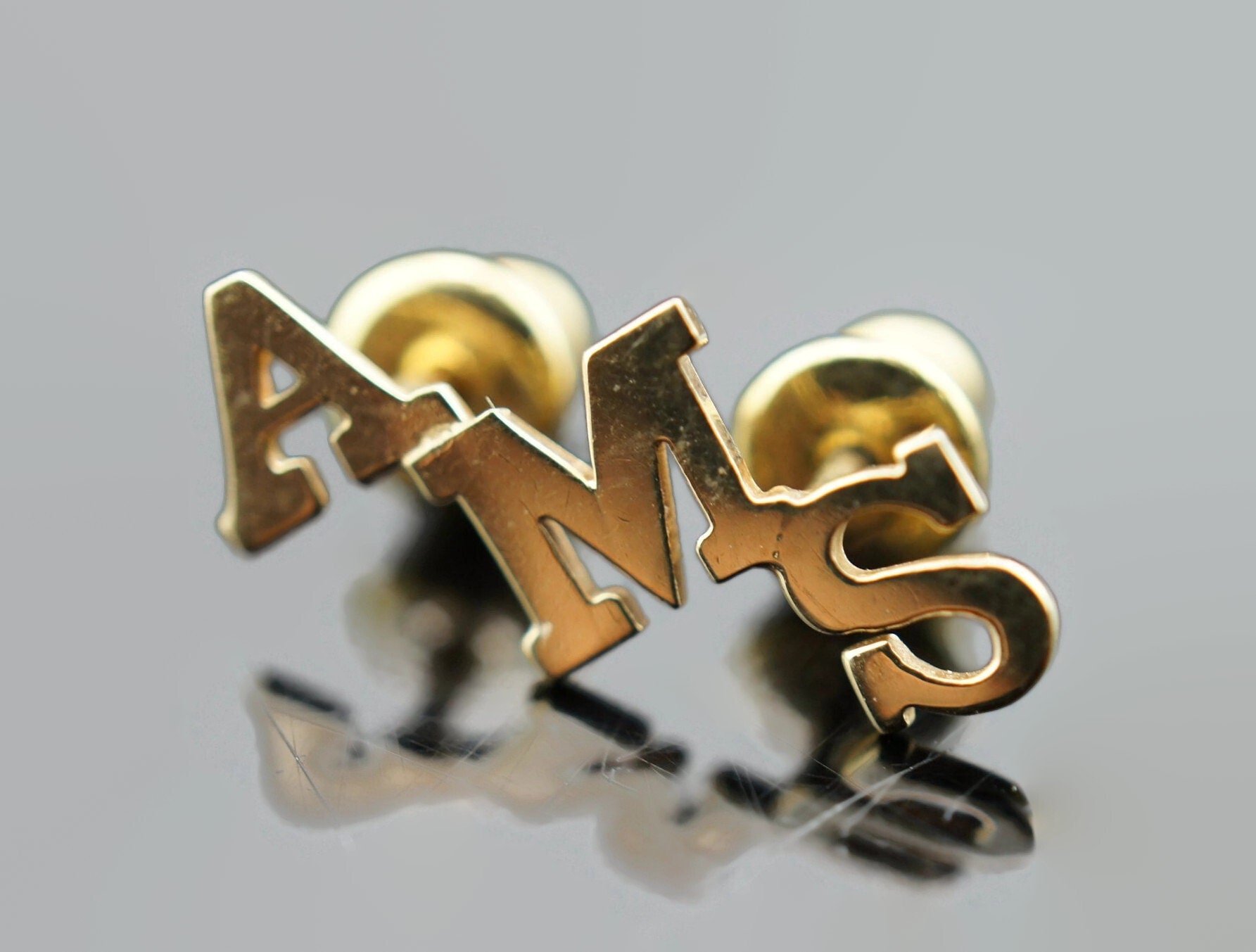 Ams 14K Solid Gelb Gold Stick Pin Nadel Brosche Circa Minimalist Modernist Graceful L4 von LOVNTG