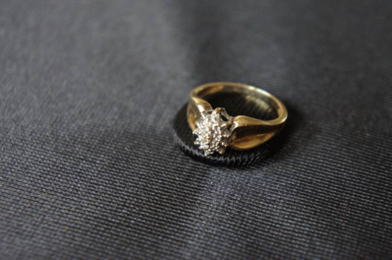 Antike 10K Gelb Weiß Goldring Echter Diamant in Der Mitte, Verlobung, Ehering 1/4 Cttw Diamanten Marquise von LOVNTG