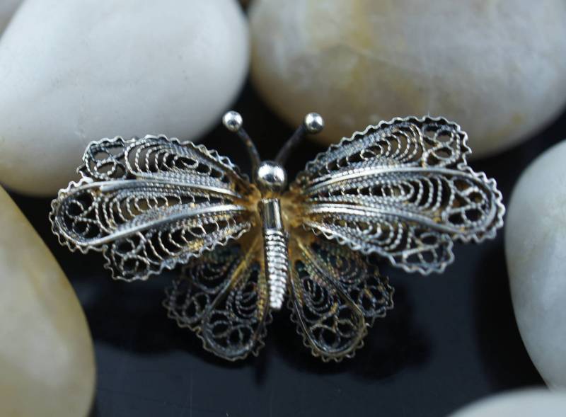 Brosche Silber 800 Gold Vermeil Art Deco Schmuck Pin Schmetterling Filigran 3D Ca. Modernist Sammlung St160 von LOVNTG