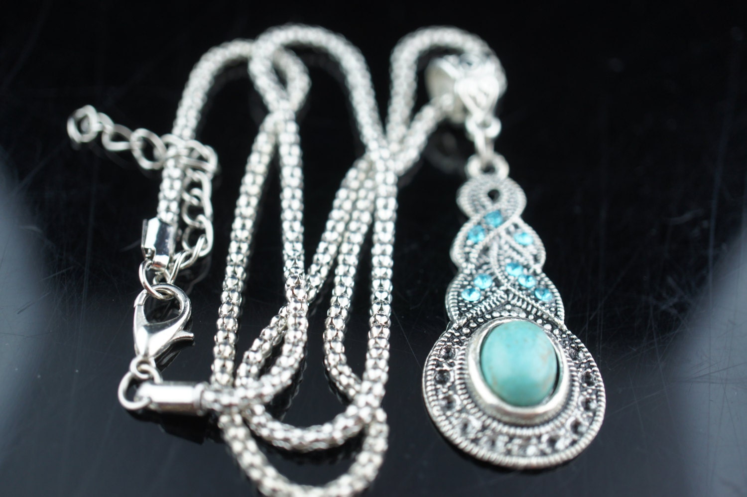 Halskette Kette Ankor Design Charm Anhänger Vintage Art Deco Silber Ton Blume Cz Türkis Blatt A147 von LOVNTG