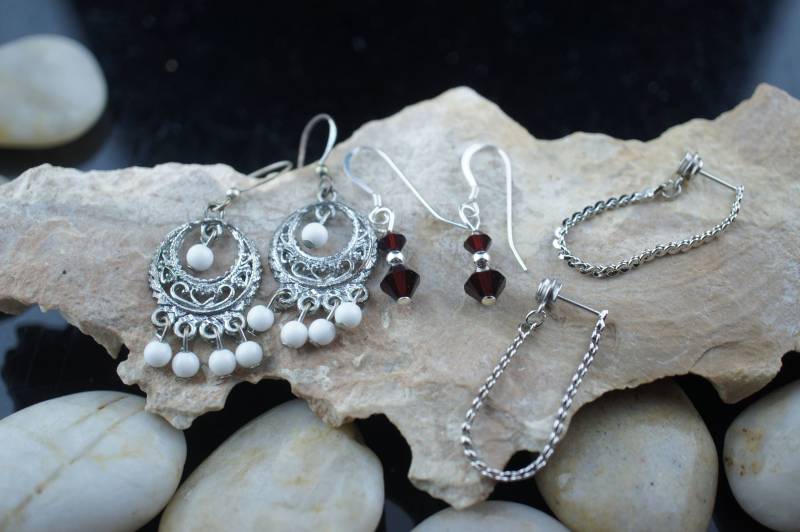 Ohrringe Art Deco Schmuck Vintage Ohrringe Ohrstecker Set Aus 3 Perlen Cz Perle Rot Filigran Rund Minimalistisch Sa45 von LOVNTG