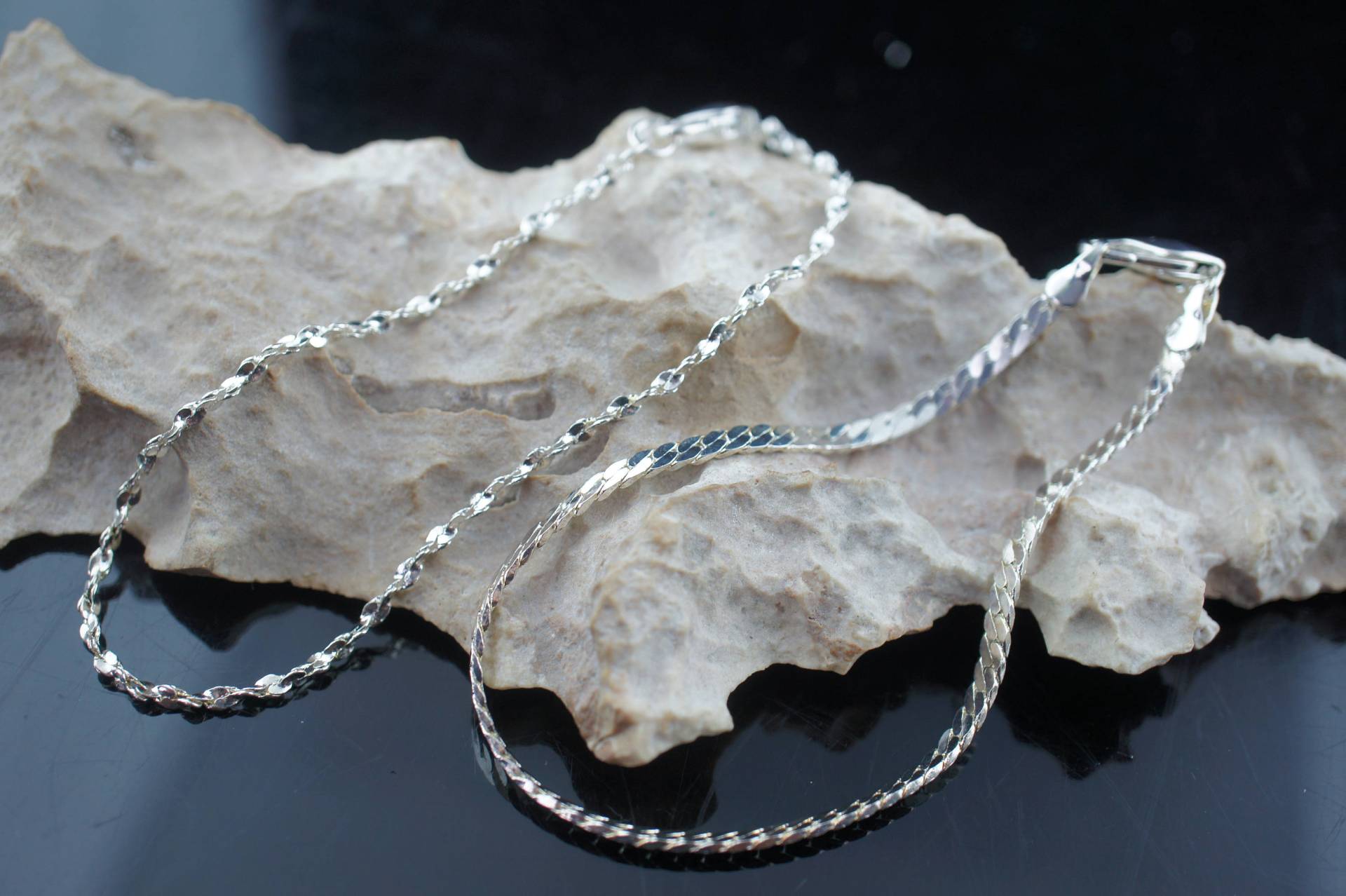 Rinc Sp Lind Armband Vintage Art Deco Set 2 Armbänder Silberfarben Charm Fischgrät Gedreht Design Dd137 von LOVNTG