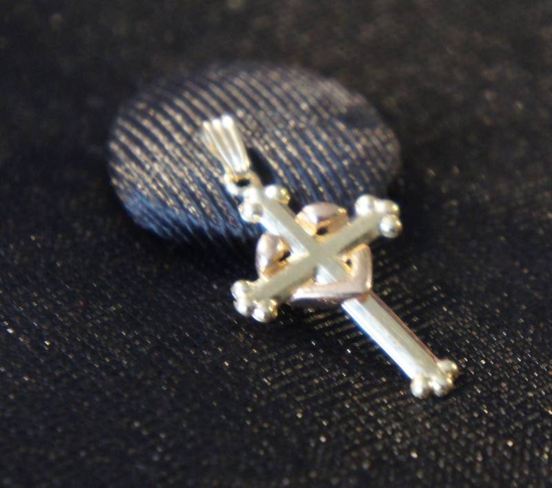 Solid Gold 14K Karat Gelb Rosa Zwei Ton Carla Kreuz Anhänger Herz Fancy Cross von LOVNTG