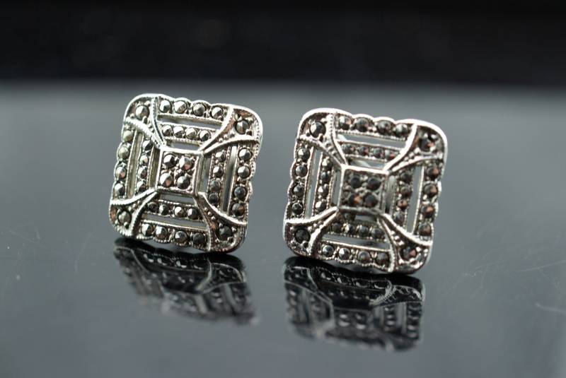 Sterlingsilber 925 Art-Deco-Vintage Schmuck-Schraube Wieder Ohrringe Modeschmuck Quadrat Geschnitzt Gehämmert Entwurf St704 von LOVNTG