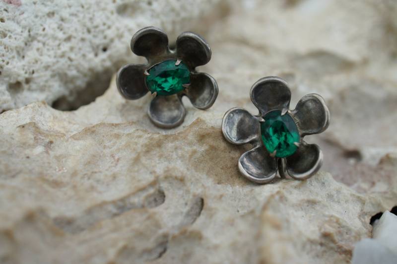 Sterlingsilber 925 Schraube Zurück Flowergreen Stein Ohrringe Vintage Schmuck Art Deco Geschenk St631 von LOVNTG