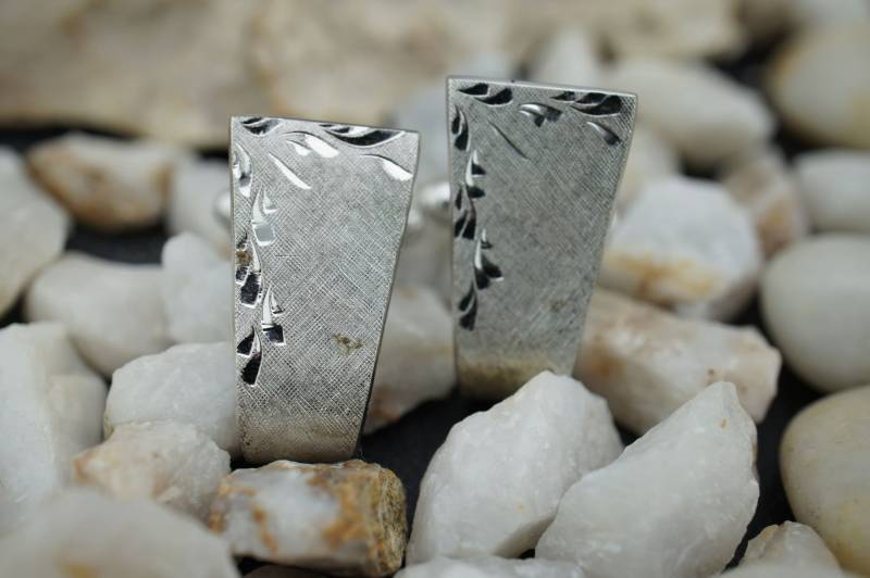 Sterlingsilber 925 U.s.a Vintage Schmuck Manschettenknöpfe Sammler Silber Ton Gehämmert Diamond Cut Entwurf St630 von LOVNTG