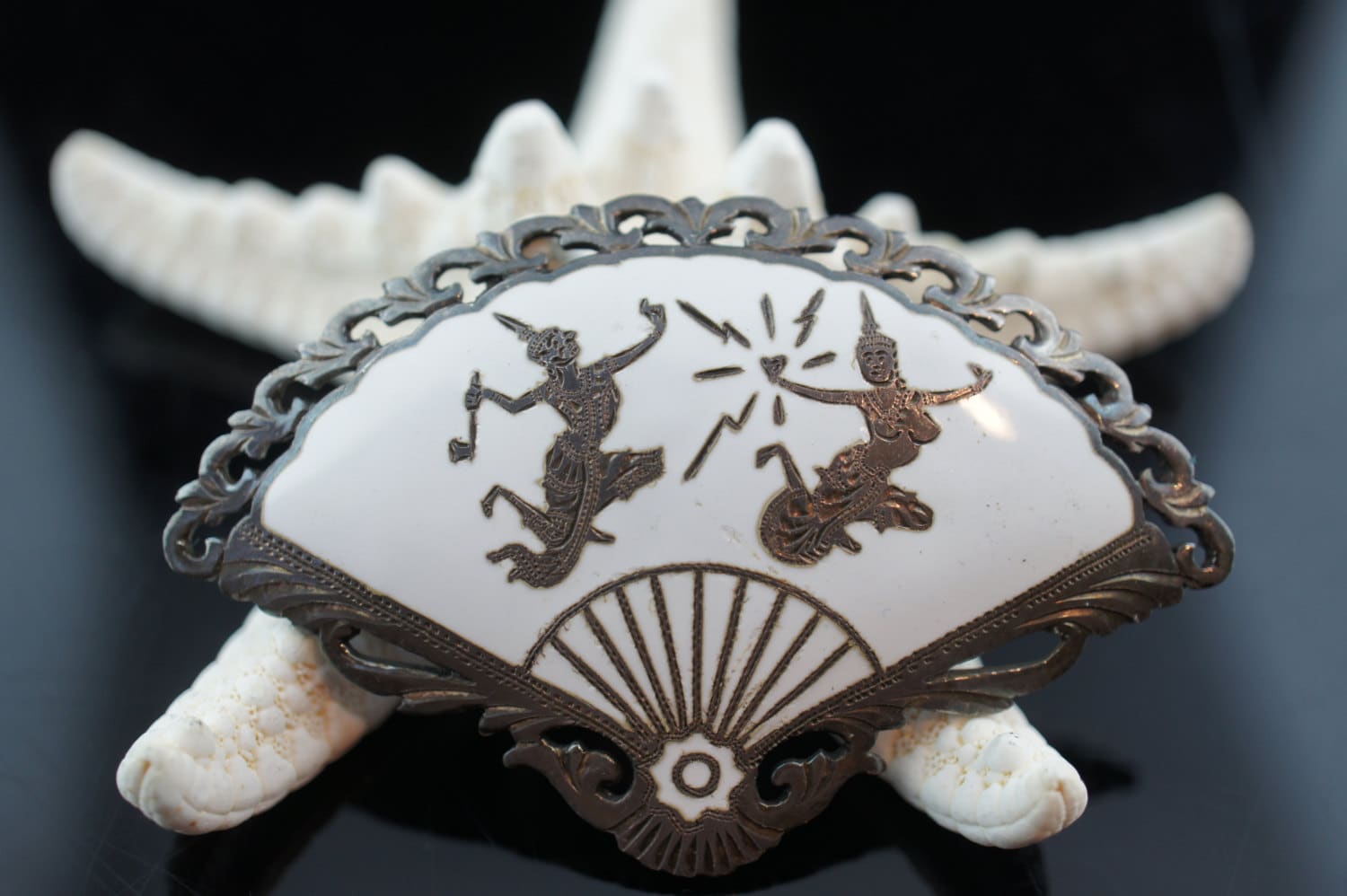 Vintage Art Deco 30Er Jahre Wunderschön - Siam Sterling Silber Und Emaille Fan Brosche Pin Silve Sammlerstück P099 von LOVNTG