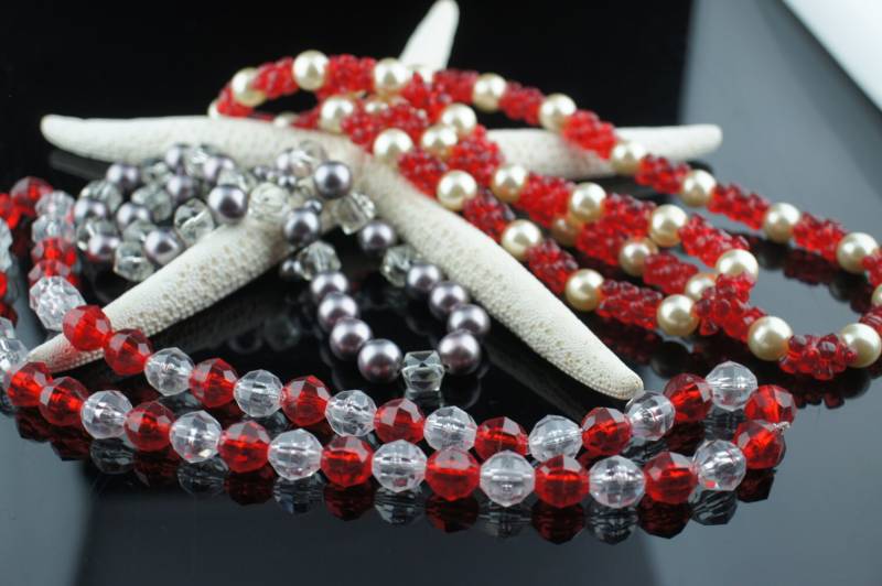 Vintage Art Deco Kette 3Er Set Halskette Perlen Rot Weiß Klar Silber Ton Geschenk Circa Modernist P008 von LOVNTG