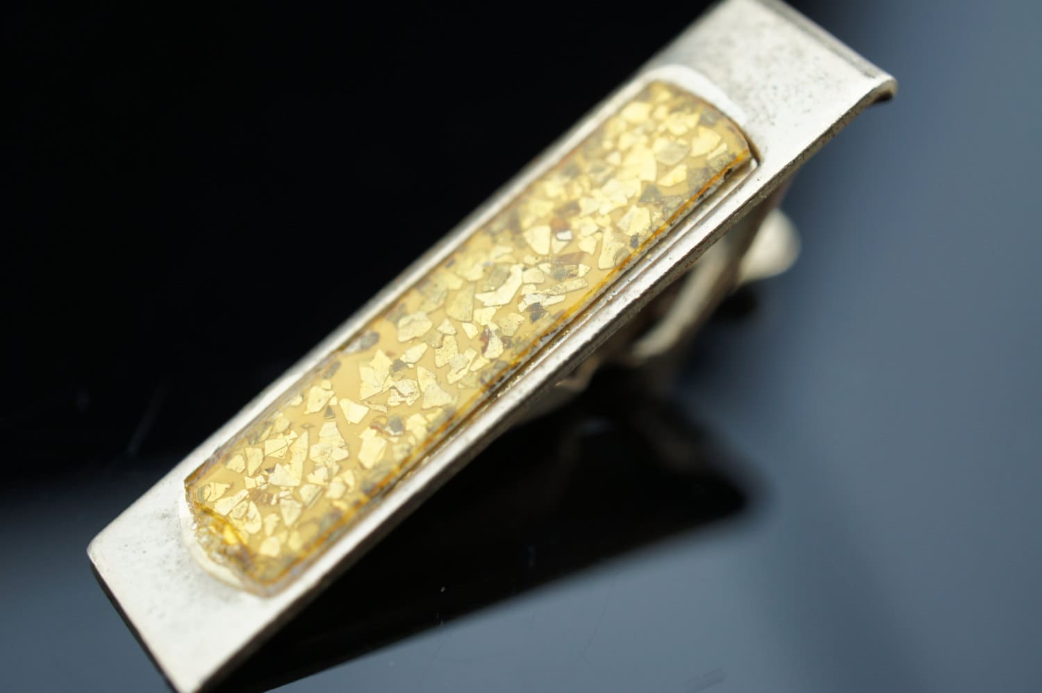 Vintage Art Deco Schmuck Ca. Krawattenklammer Bar Verschluss Goldton Gelb Ripple Männer Herren Krawatte Accessoire Tragen Gentleman Mosaik U124 von LOVNTG