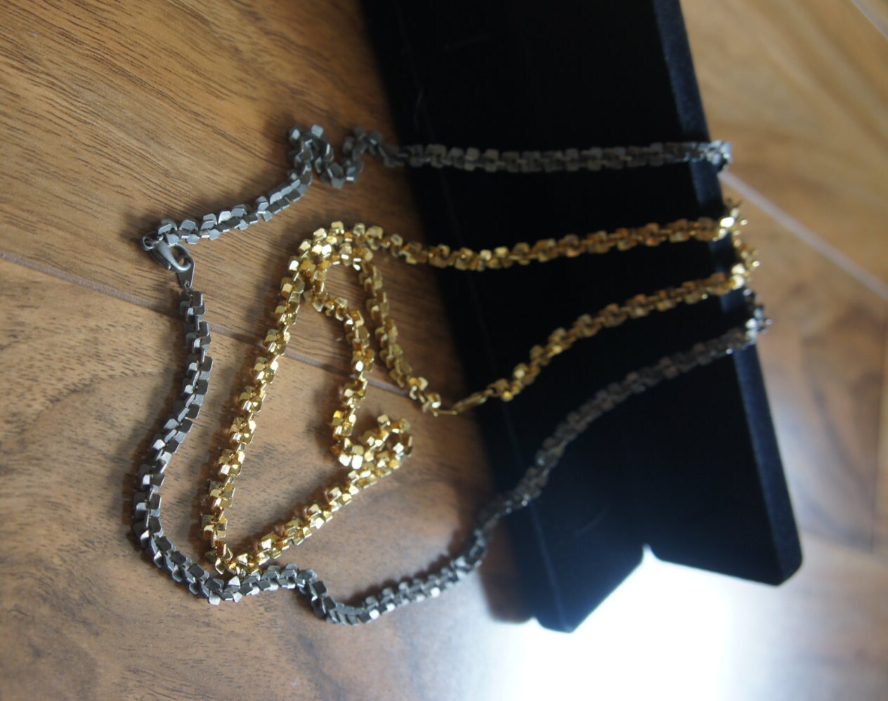 Vintage Schmuck Halskette Kette Gold Silber Track Breite Ungewöhnliches Design S-033 von LOVNTG