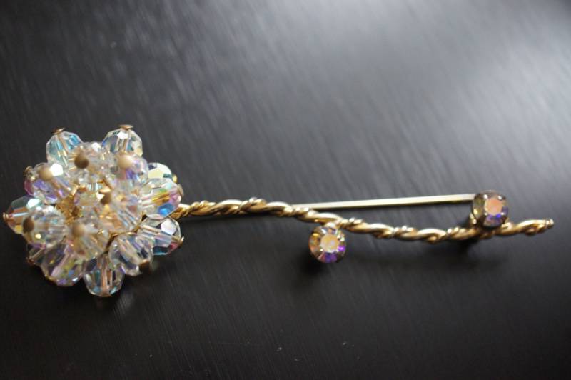 Vintage Schmuck Victorian Golden Gold Ton Blumen Form Pin Brosche Wunderschön Detailliert M-082 von LOVNTG