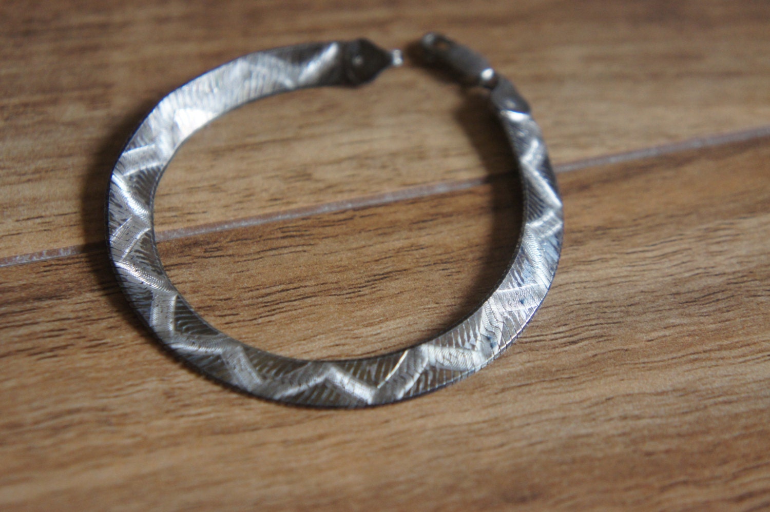 Vintage Tennis Armband Elegante Zierliche 925 Sterling Silber | Punziert Herringbone Kettenarmband Signiert Itali B-021A von LOVNTG