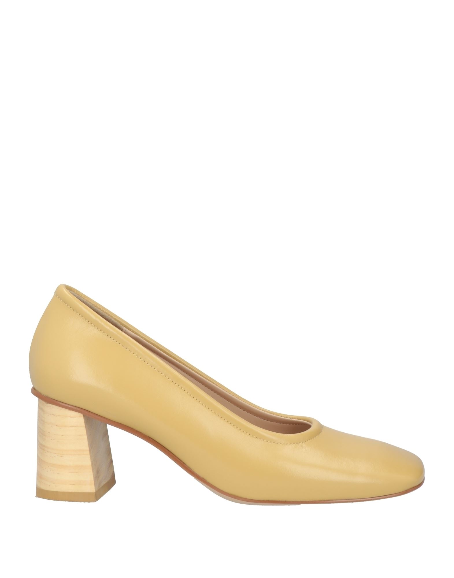 LOW CLASSIC Pumps Damen Ocker von LOW CLASSIC