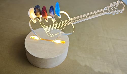 LOYALGLORY Gitarrenplektrenhalter mit Beleuchtung, USB-betriebenes Acryl- und Holzdisplay für Gitarristen, hält 5 Plektren, Nachtlicht und Heimdekoration für Männer, Musiker und Musikliebhaber LOYALGLORY Gitarrenplektrenhalter mit Beleuchtung, USB-betriebenes Acryl- und Holzdisplay für Gitarristen, hält 5 Plektren, Nachtlicht und Heimdekoration für Männer, Musiker und Musikliebhaber von LOYALGLORY
