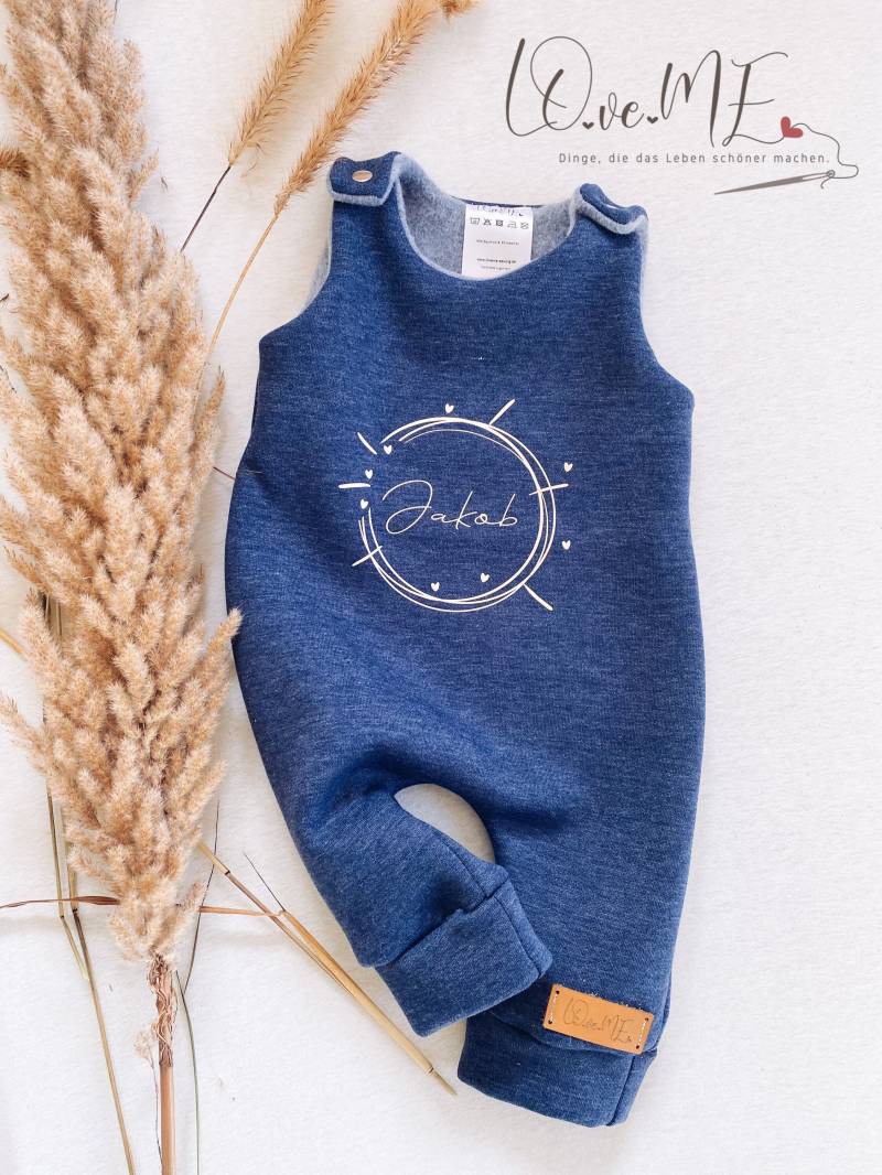 Kuschelweicher Winter Sweat Strampler Personalisierbar von LOveMESewing