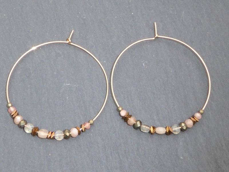 14 Karat Gold Filled Creolen Mit Natursteinen, Apricot Bronze Und Ringe Sonnenstein Labradorit Boho 14 Karat Gold Filled Creolen Mit Natursteinen, Apricot Bronze Und Ringe Sonnenstein Labradorit Boho von LPPbijoux