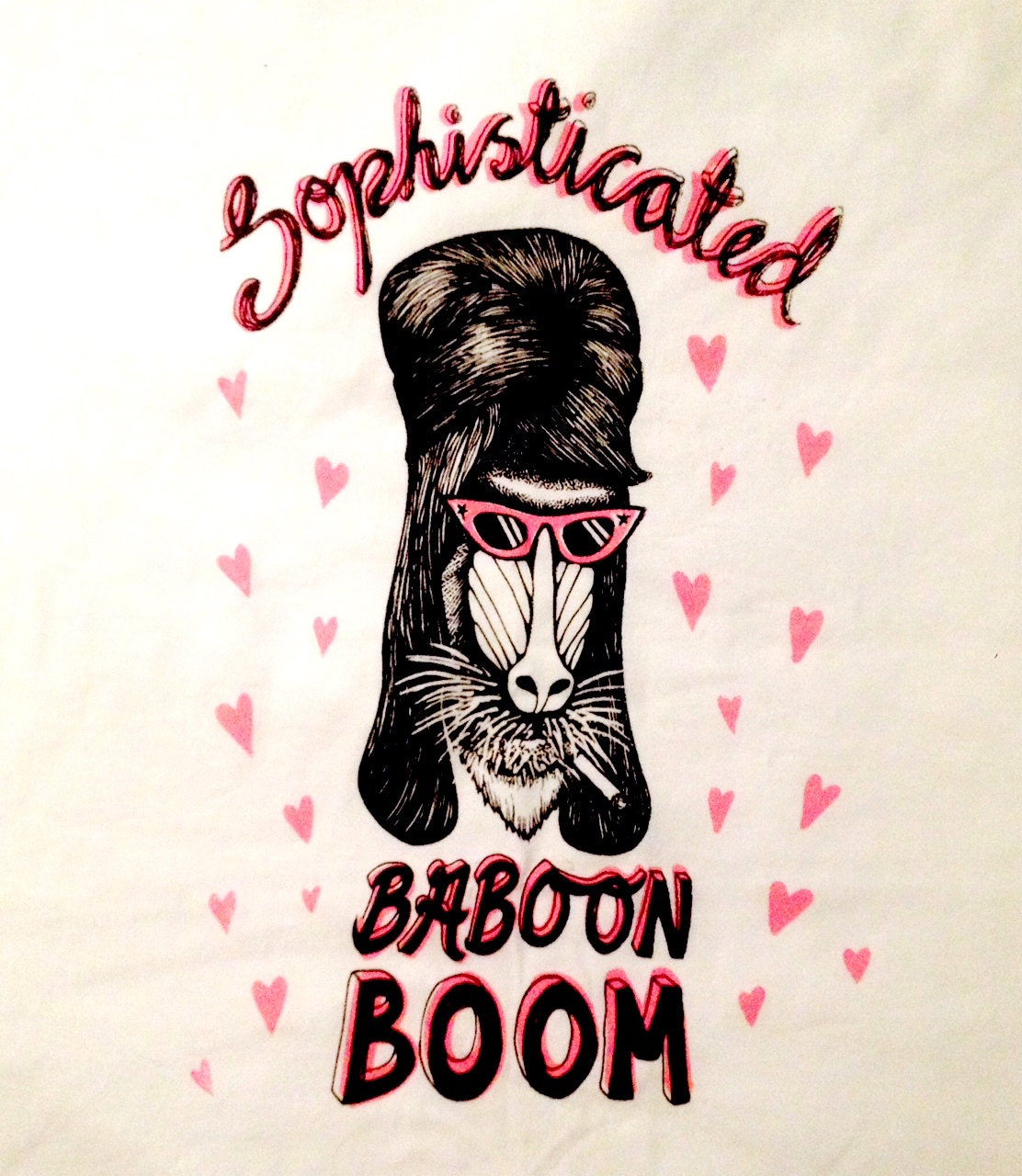 Sophisticated Baboon Boom // Schwarz & Pink Auf Weiß Siebdruck Shirt Sophisticated Baboon Boom // Schwarz & Pink Auf Weiß Siebdruck Shirt von LPascalIllustration