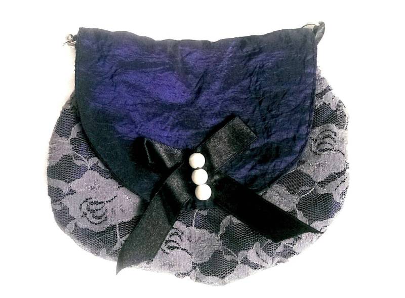 Graue Handtasche Mit Spitze Graue Handtasche Mit Spitze von LRawalCollection
