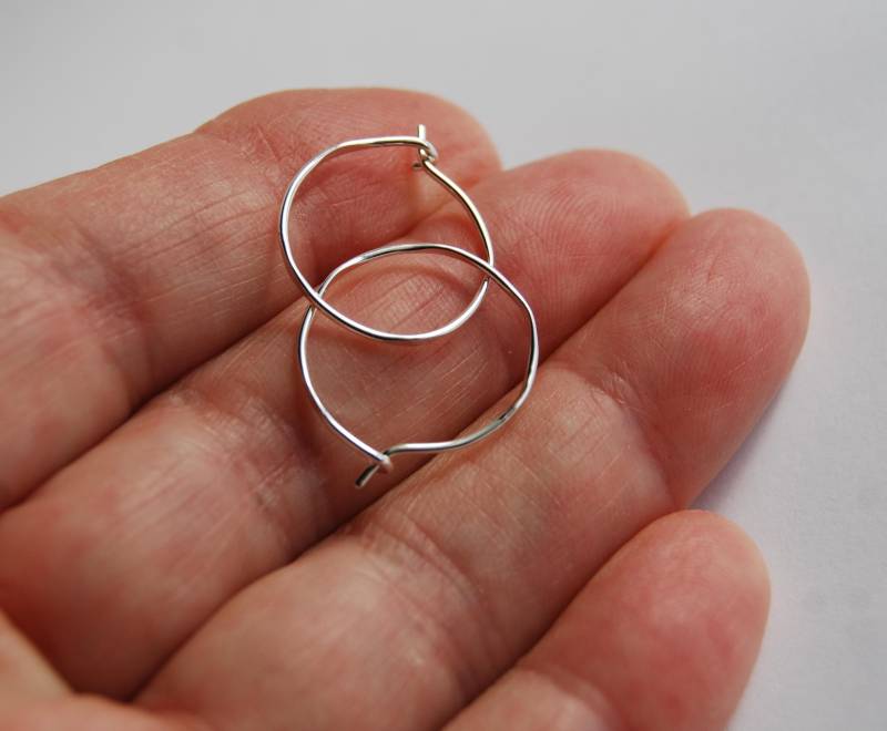 Silberne Creolen, Gehämmerte Sterling 1 Inch 18 Gauge 2 Zoll 18, 20 Leichte Silber von LStellaJewelry