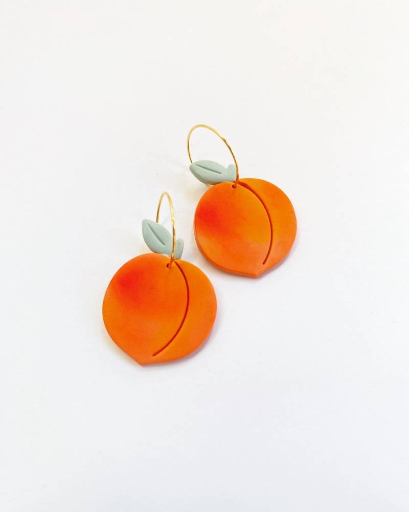 Peach Polymer Clay Ohrringe 18K Vergoldete Creolen Peach Polymer Clay Ohrringe 18K Vergoldete Creolen von LTcreated