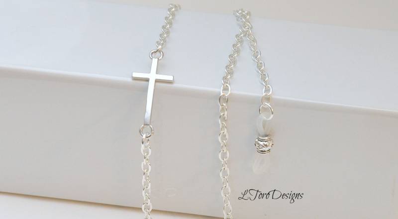 sterling Silber Überzogene Brillenkette Christian Cross Lanyard sterling Silber Überzogene Brillenkette Christian Cross Lanyard von LToroDesigns