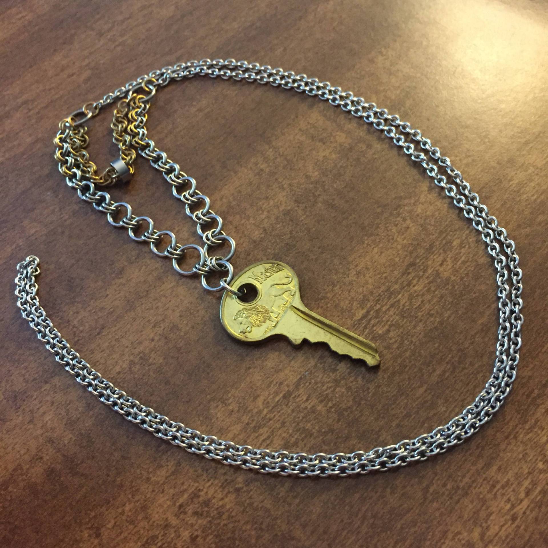 Schlüssel-Halskette - Chainmaille, Gemischtemetall, Lang Schlüssel-Halskette - Chainmaille, Gemischtemetall, Lang von LTsMailleOrder