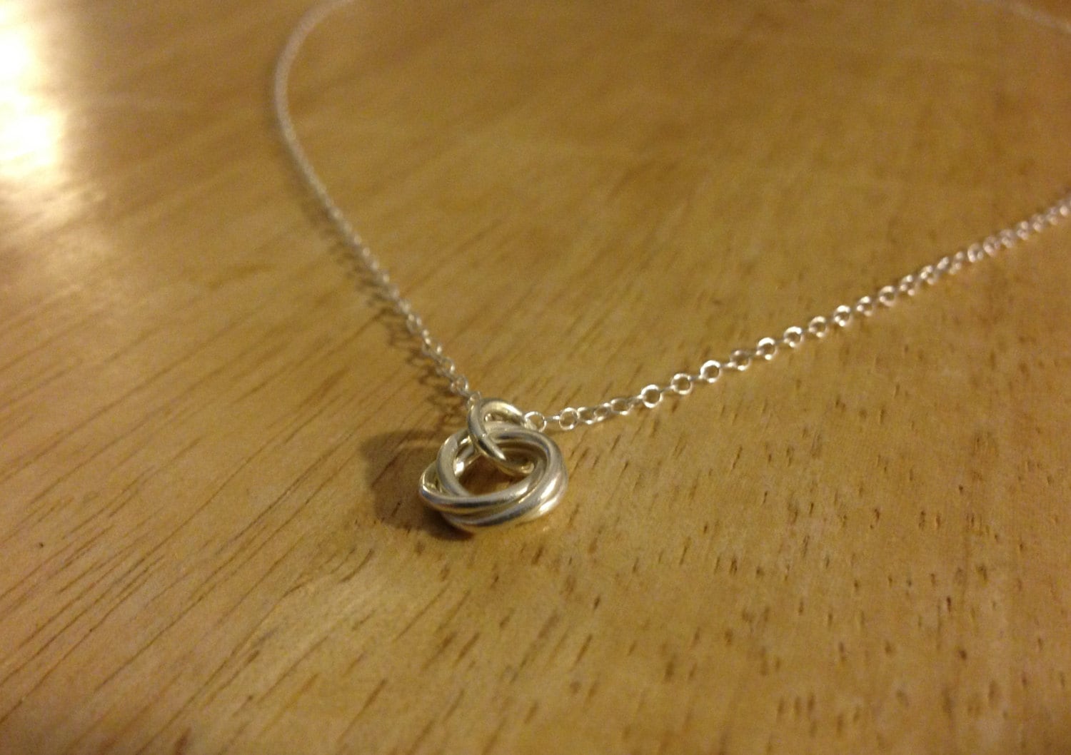 Silber Liebesknoten Kettemaille Halskette Silber Liebesknoten Kettemaille Halskette von LTsMailleOrder