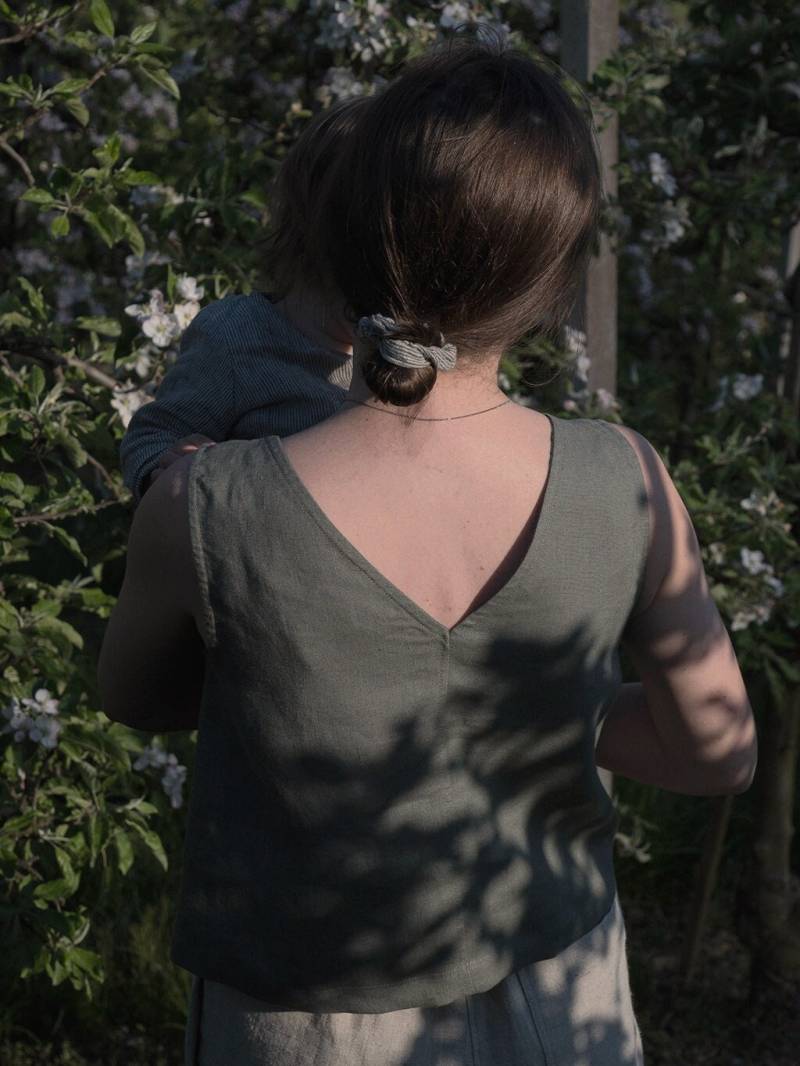 Basic-Crop-Top | Ärmelloses Top Aus Leinen Kapselgarderobe von LUCIclothing