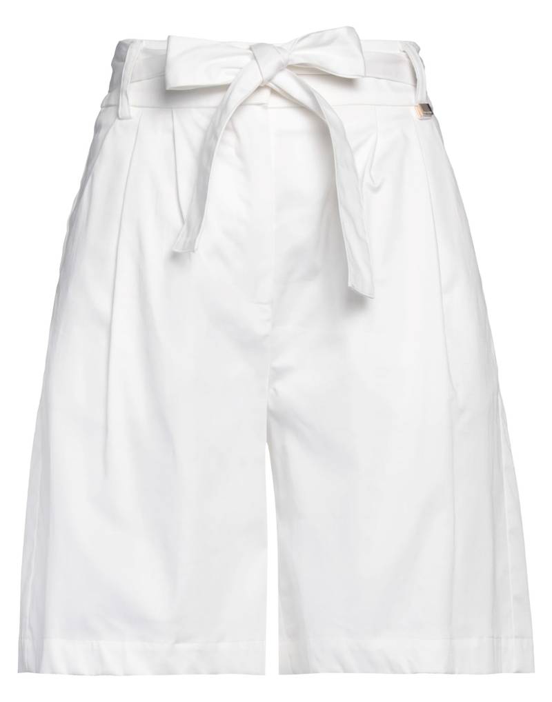 LUCKYLU  Milano Shorts & Bermudashorts Damen Weiß von LUCKYLU  Milano