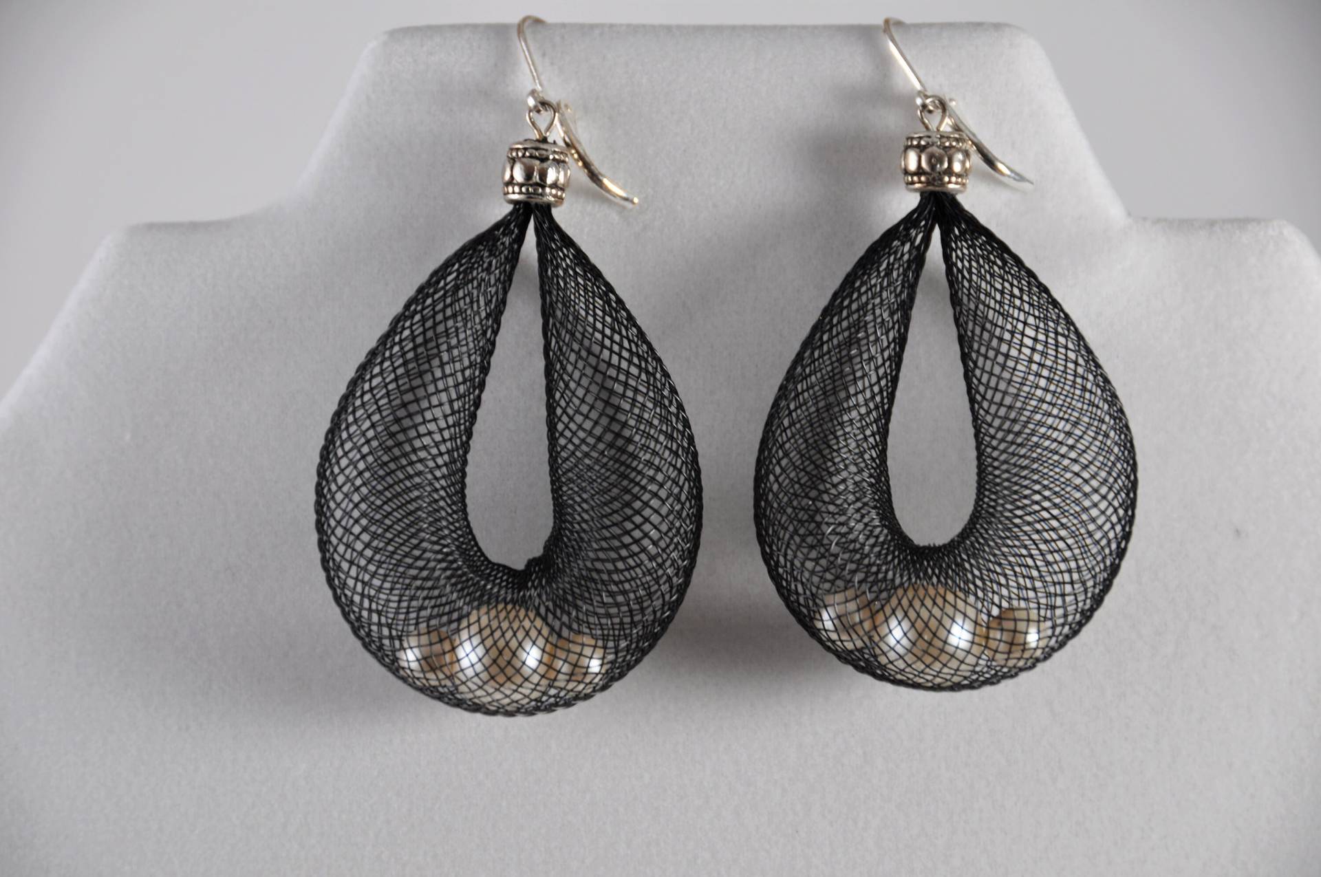 Jacky Mesh Perlen Ohrringe Jacky Mesh Perlen Ohrringe von LUDAVEL