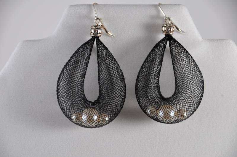 Jacky Mesh Perlen Ohrringe Jacky Mesh Perlen Ohrringe von LUDAVEL